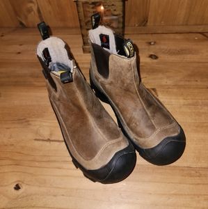 Keen Waterproof Boots EUC